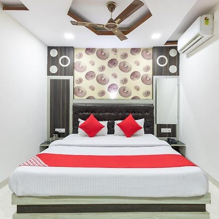 Oyo 45301 Hotel Om Palace Sagar  Bagian luar foto