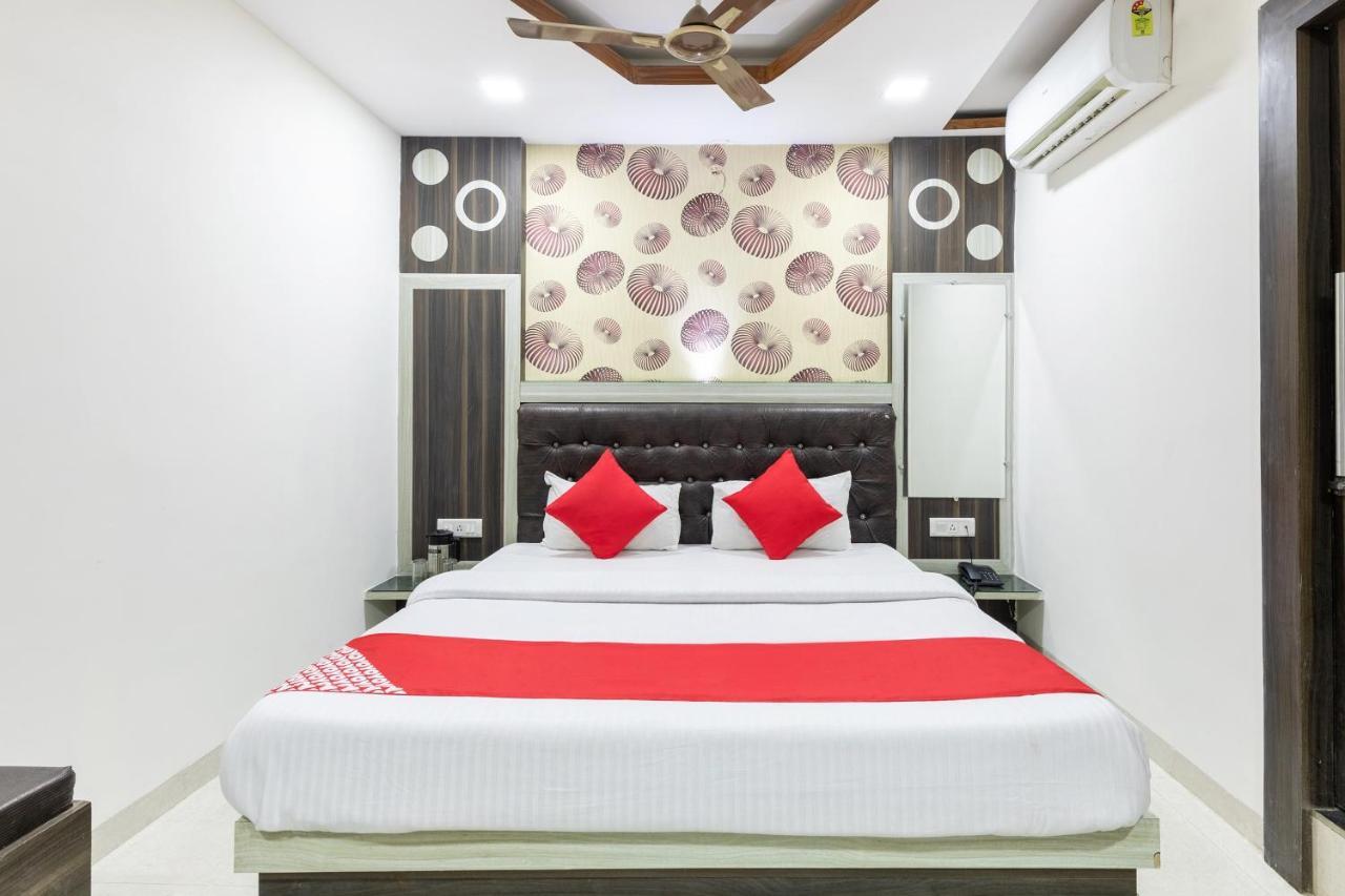 Oyo 45301 Hotel Om Palace Sagar  Bagian luar foto