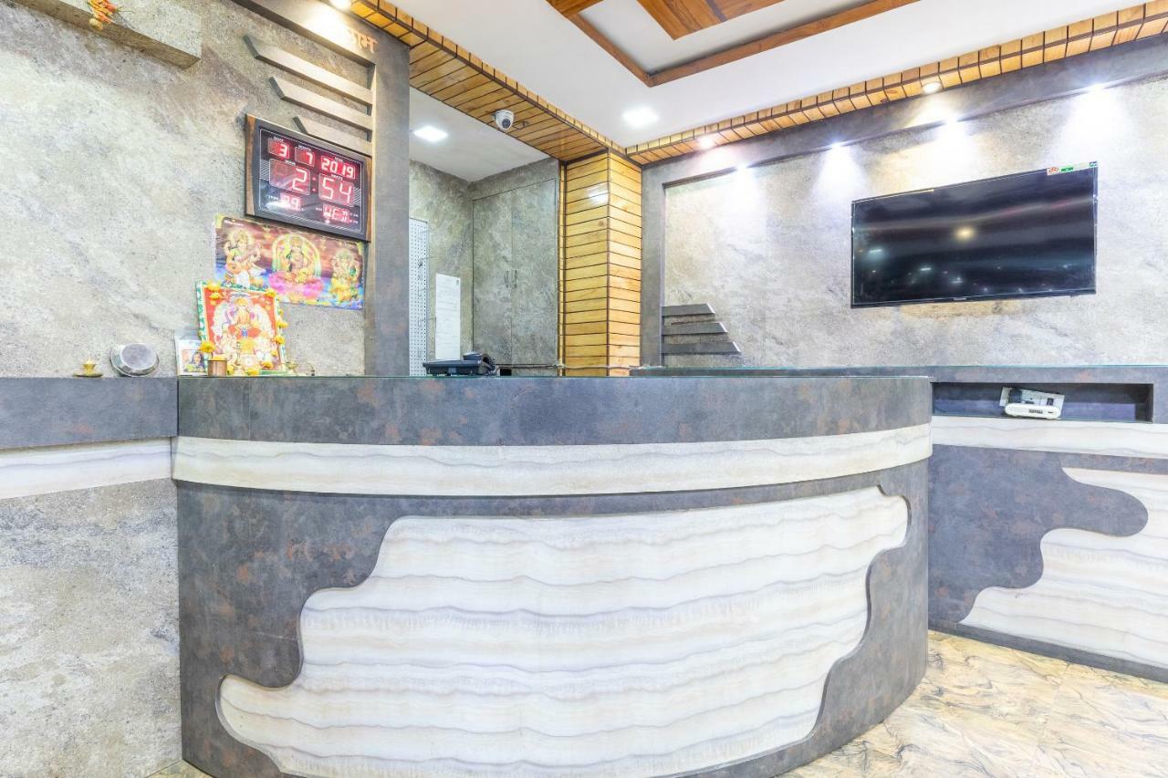 Oyo 45301 Hotel Om Palace Sagar  Bagian luar foto
